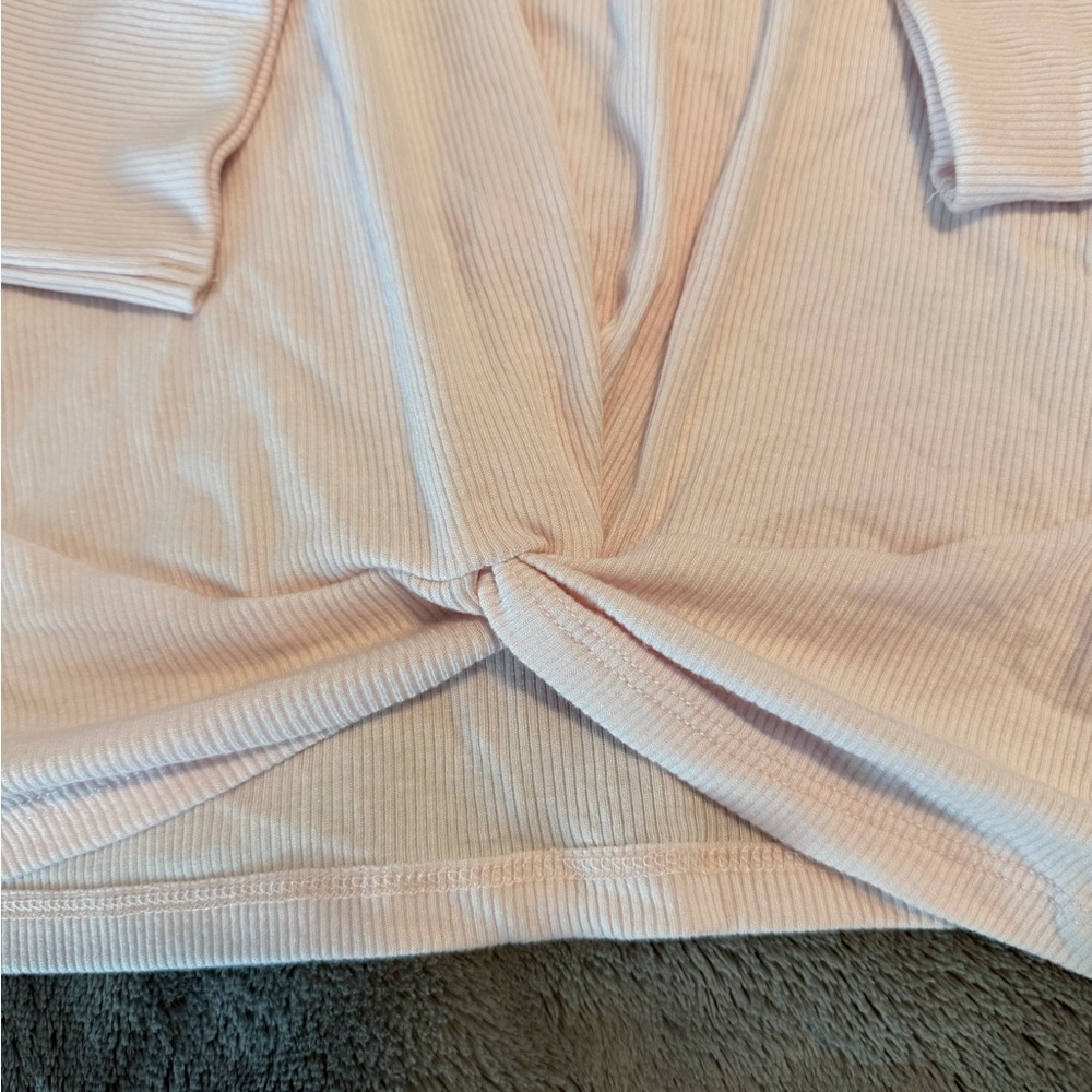 Abercrombie Kids Ribbed Light Pink Long Sleeve Knotted Top NWT 13/14 - Picture 2 of 5